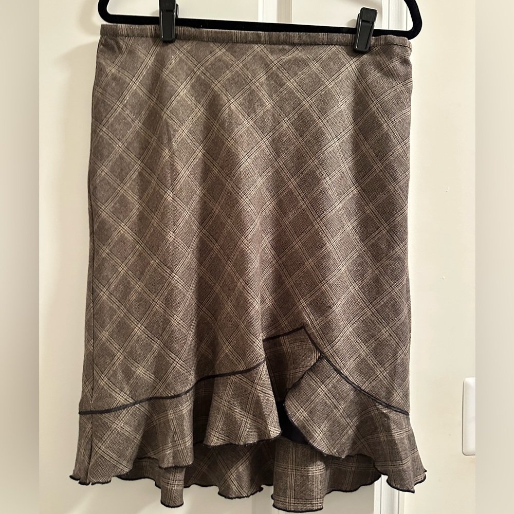 White House Black Market Skirt